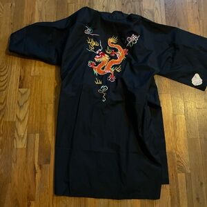 Vintage Dragon embroidered robe kimono new